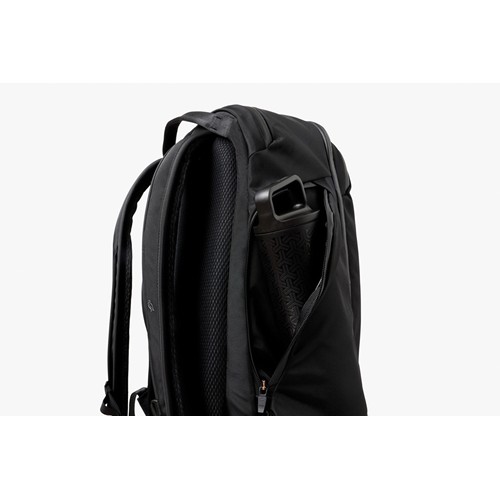 black Bellroy Transit Workpack Pro 28L
