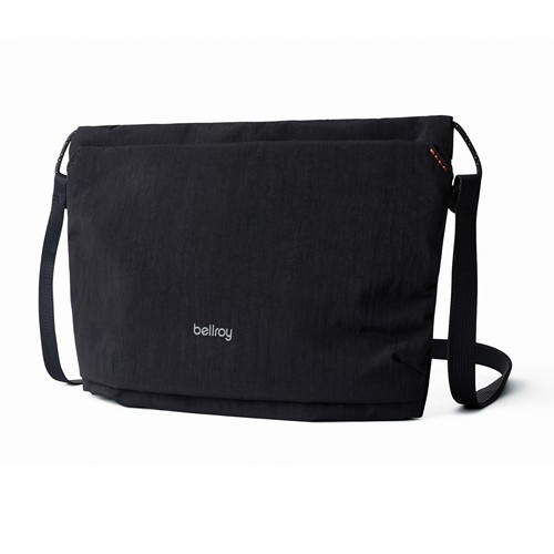 black Bolsa Bellroy Lite