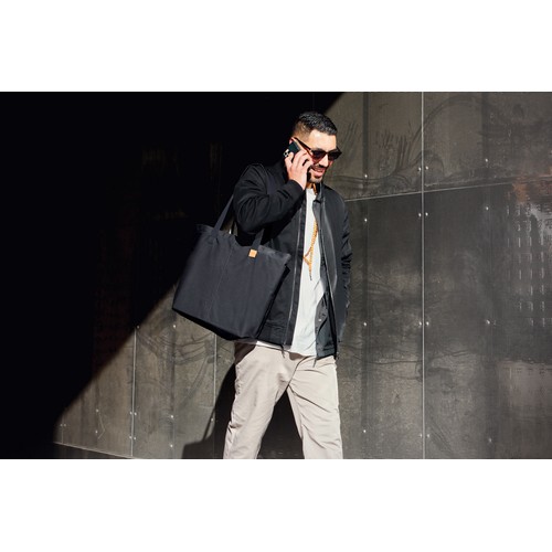 black Bolsa tote Bellroy Market