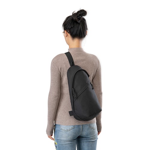 Bolsa bandolera de rPET Renew AWARE™