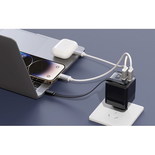 Cargador GaN Mendocino con cable retráctil Urban Vitamin 65W
