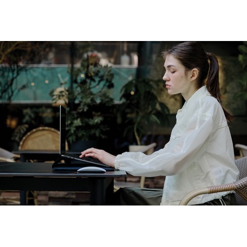 Funda para oficina móvil XD Design 14 pulgadas, color negro