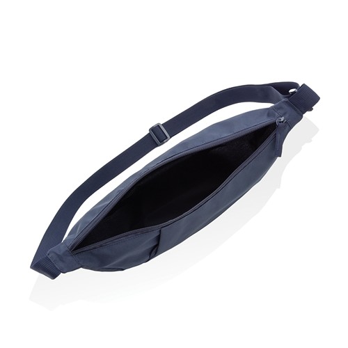 azul marino Bolsa bandolera de media luna Crescent XL AWARE™ RPET