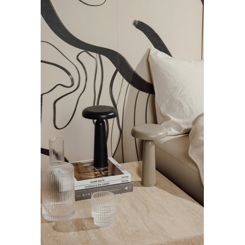 Lámpara de mesa VINGA Avery RCS