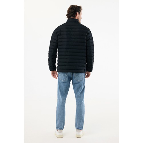 black IQONIQ Maiko Chaqueta Acolchada Hombre Poliéster Reciclado