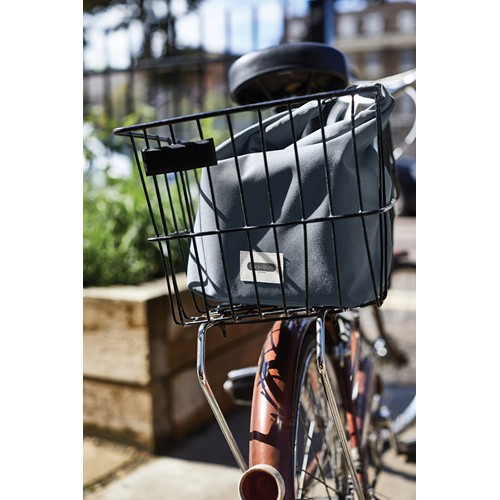 Nevera térmica para almuerzo Black+Blum de 6,7 L