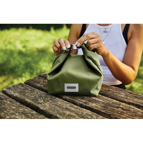 Nevera térmica para almuerzo Black+Blum de 6,7 L