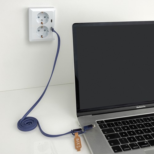 Cable magnético Arc 60W ultrafino 2 en 1 reciclado RCS