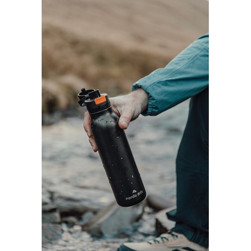 Botella de agua Nordic Drift Trail RCS de 750 ml