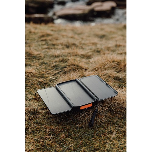 black Powerbank solar 10.000 mAh Nordic Drift Titan con 3 paneles