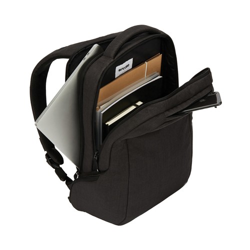 black Funda fina Incase ICON