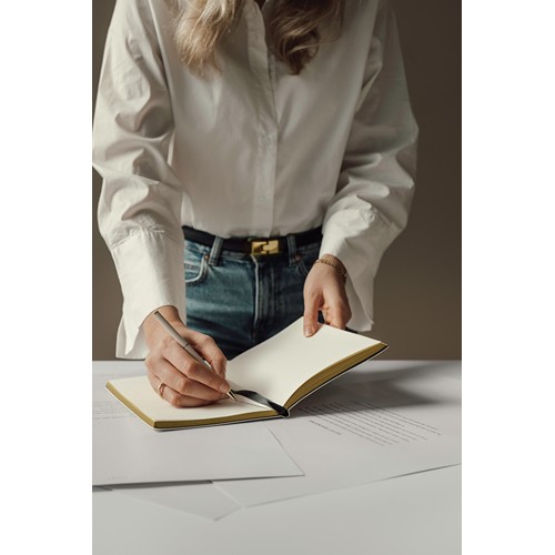 white Set escritura ejecutiva VINGA Arlo RCS
