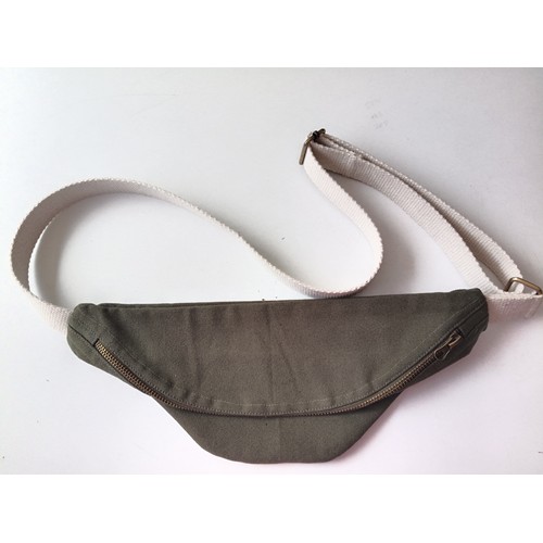 zoe-vert-olive-sac-banane-en-coton-vert-olive-avec-anse-reglable-et-zip-metal-personnalisable-862762-770
