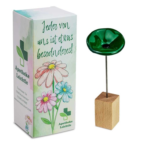 Handmade glass flower - Easter - green