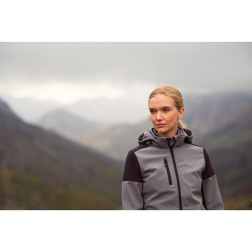 Prime Softshell Lady
