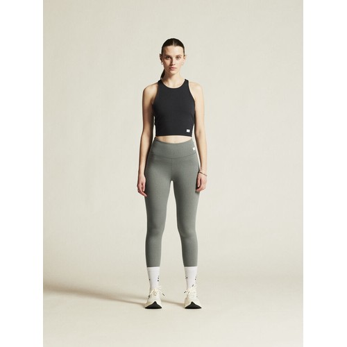 Collective Cropped Singlet W