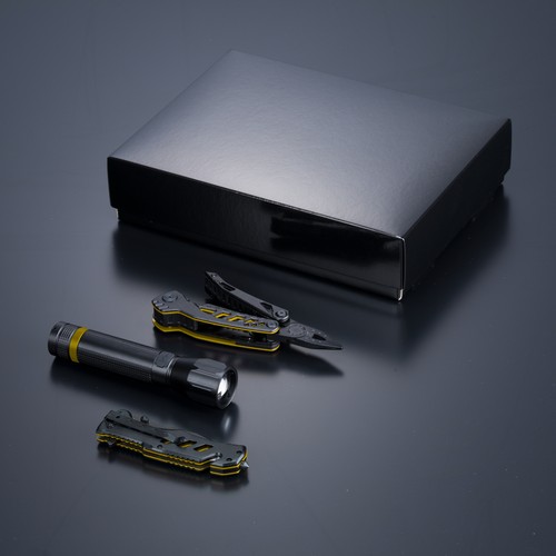 OPTIMA SET III-B: MULTITOOL, RESCUE KNIFE, AND LARGE FLASHLIGHT