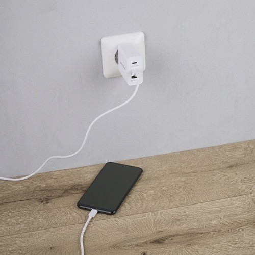 GRUNDIG USB-C 3-Port Charger GaN 65W - Blanc