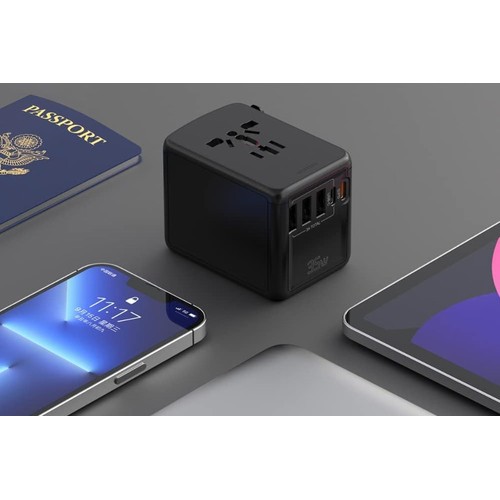 Universal Plug Adapter 35W PD Fast Charging Universal Plug Adapter 35W PD Fast Charging
