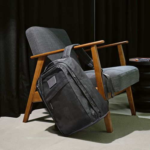 black Mochila Cape Town; 27L, algodón reciclado 230gsm. Portátil 17