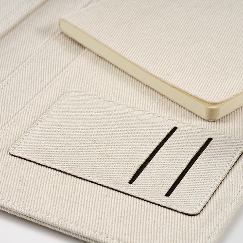 Carpeta Eliot A4 de rCotton. Con 64 hojas FSC y cierre de rPU