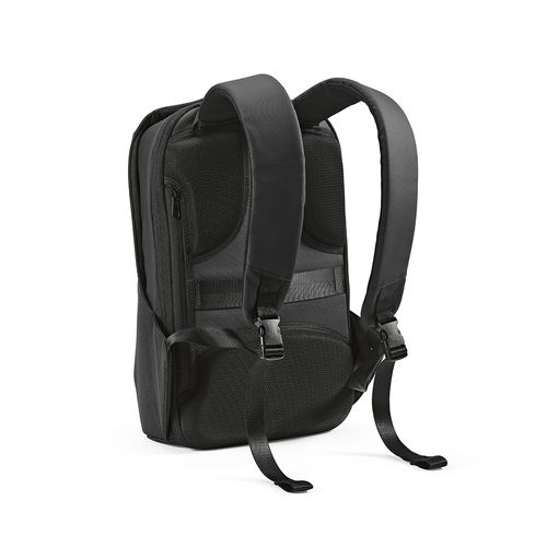 black Mochila Abrantes; 20L de rPET. Cierre TSA y tejido anti corte