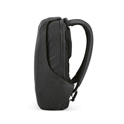 Sac à dos Abrantes 20L rPET. Fermeture TSA et tissu anti-coupures.