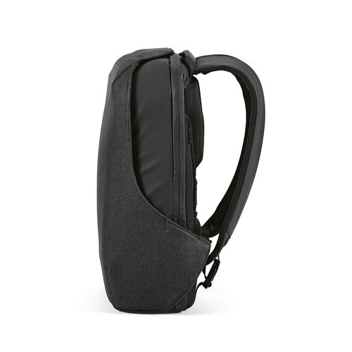 Sac à dos Abrantes 20L rPET. Fermeture TSA et tissu anti-coupures.