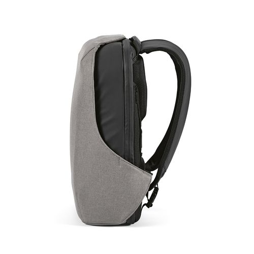 Sac à dos Abrantes 20L rPET. Fermeture TSA et tissu anti-coupures.