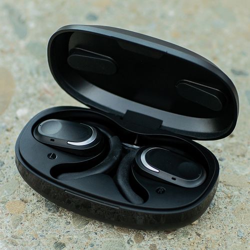 black Auricular AeroTunes; rABS,750 mAh. Autonomía:30 horas. Open Ear