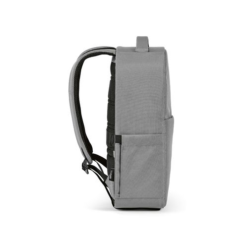 Sac à dos Budapest 16L rPET. Poche avant. Poche ordinateur 17"