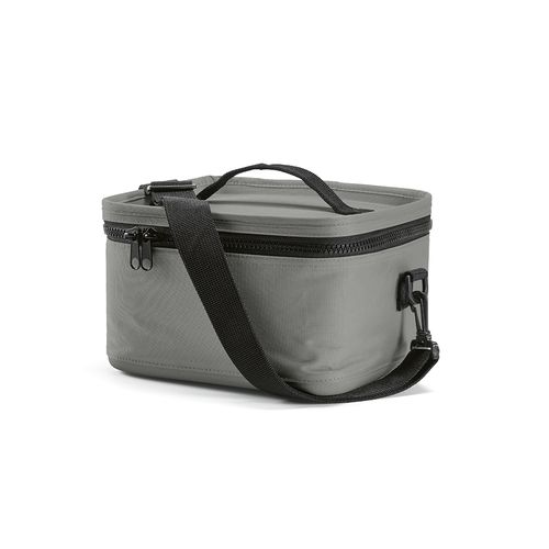gray Nevera Munich M; 7,5 l, de rPET en rABS. Cierres termoinyectados