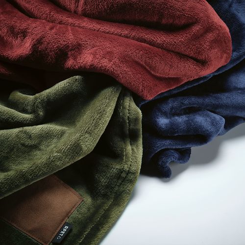 ejército verde Manta Van Eyck de rPET de 240 gsm. Con parche personalizable