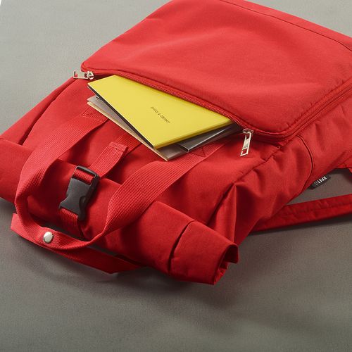 Mochila Warsaw de 20 l de rPET. Cierre roll top con hebilla