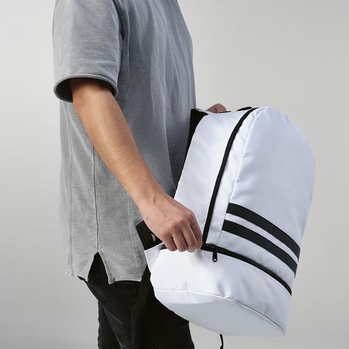 Sac à dos Buenos Aires 25L rPET. Bandes réfléchissantes à l’avant