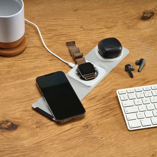 white Cargador inalámbrico Linnaeus; de rPU, 15 W. Puerto USB-C