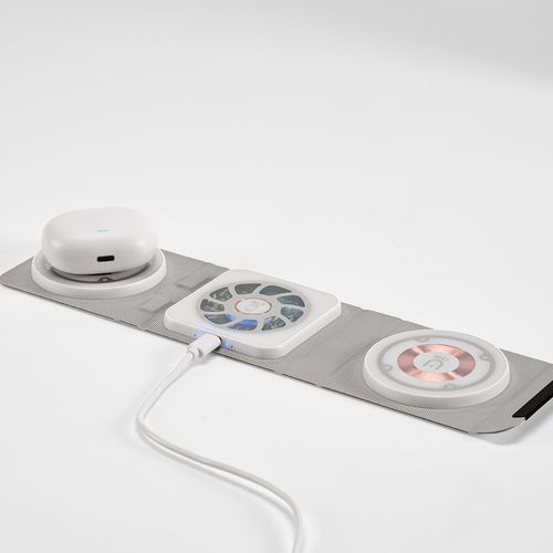 white Cargador inalámbrico Linnaeus; de rPU, 15 W. Puerto USB-C