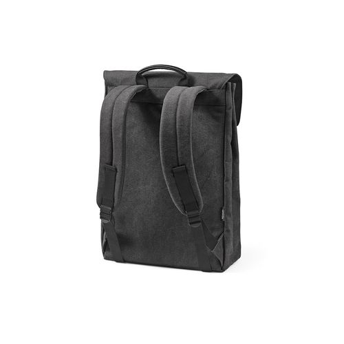 black Mochila Prague de 25 l de rCotton. Cierre de gancho. PC de 17