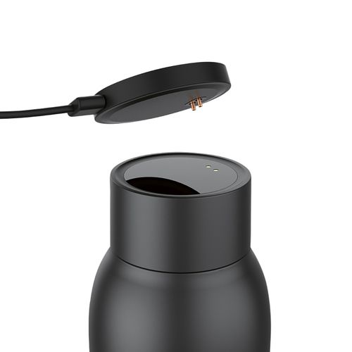 black Botella La Plata rInox ; 650 ml. Aislada al vacío, hermética. Led