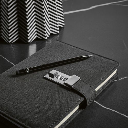 Carnet Melville rPET, fermeture métal, 192p 70g/m²