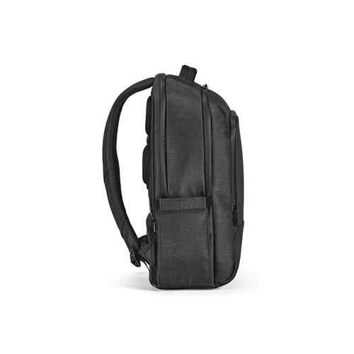 black Mochila New York de 20 l, de rNailon y rPET. Portátil de 17