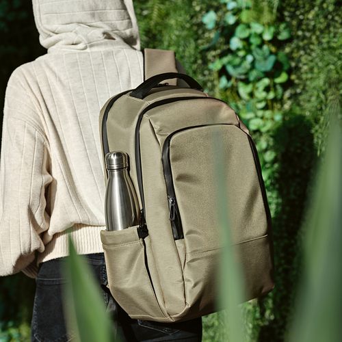 Sac à dos New York 20L rNylon et rPET. Poche ordinateur 17"