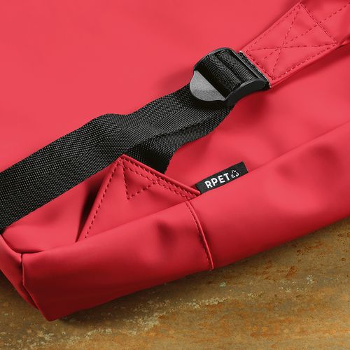burdeos Mochila Milan; 24L fabricada en rPU y rPET. Para portátil de 17