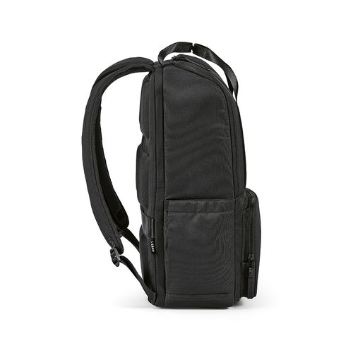 black Mochila Bucharest de 18 l de rPET. Para portátil de 15,6