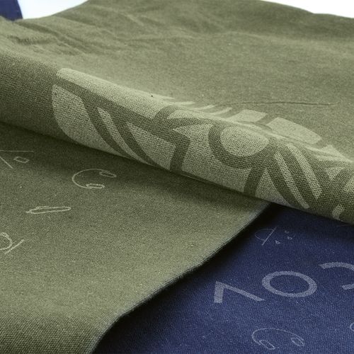 ejército verde Bolsa de compra Blanc; rCotton de 220 gsm. Asas de 65 cm y fuelle