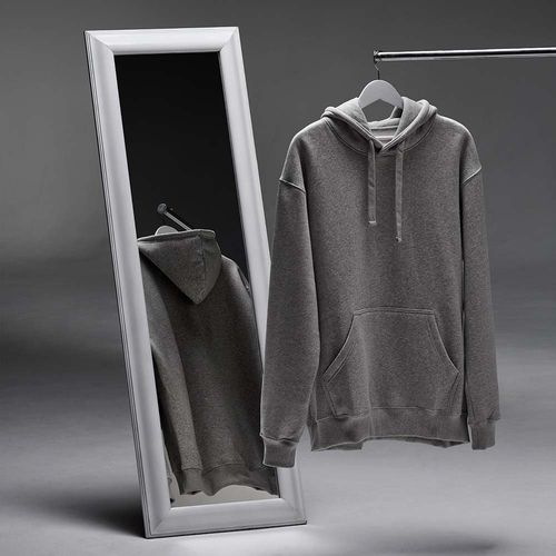 Sweat Tulum à capuche. Coton bio, rCotton et rPET. Fabriqué au Portugal.