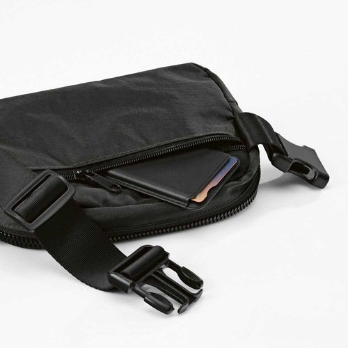 black Riñonera Singapore de 1,5 l, de nailon. 2 bolsillos y correa ajustable para la cintura