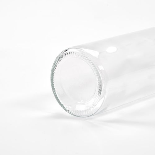 transparente Botella de vidrio Turia 500, 550 ml. Tapa negra