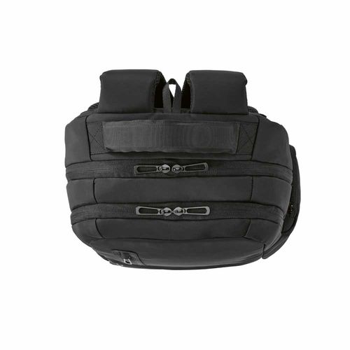 black Mochila Chicago de 20 litros de rPET. Capacidad para un portátil de 17