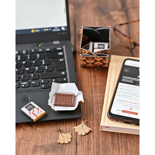 Cube personnalisé 5 carrés de chocolat avec bagues personnalisées thumbnail 6